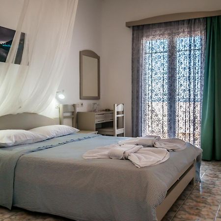 Agnanti View Hotel Pachaina エクステリア 写真