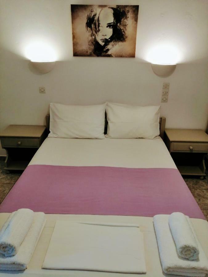 Agnanti View Hotel Pachaina エクステリア 写真